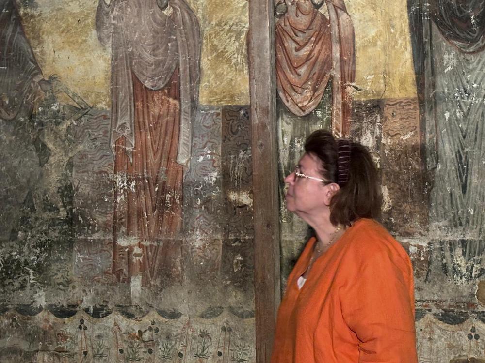 Η υπουργός Πολιτισμού Λίνα Μενδώνη στον Άγιο Παντελεήμονα στο Παλιούρι.jpeg