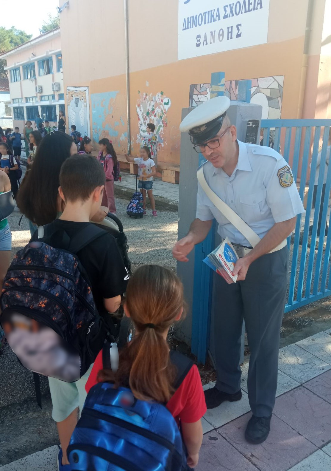 : Οι υπηρεσίες της Γενικής Περιφερειακής Αστυνομικής Διεύθυνσης Ανατολικής Μακεδονίας και Θράκης βρέθηκαν και φέτος σε Δημοτικά Σχολεία κατά την έναρξη της νέας σχολικής χρονιάς