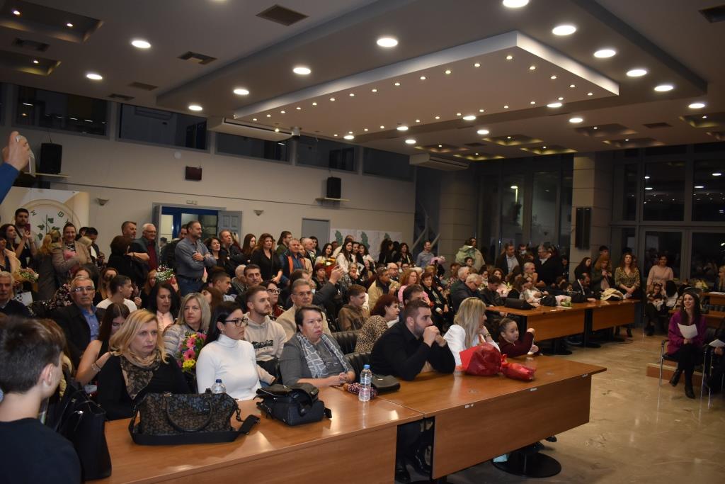 Συγκίνηση για τους απόφοιτους και σπουδαίες ειδήσεις για το Δήμο Φυλής στην τελετή αποφοίτησης της 4ης σειράς των σπουδαστών του μεταπτυχιακού