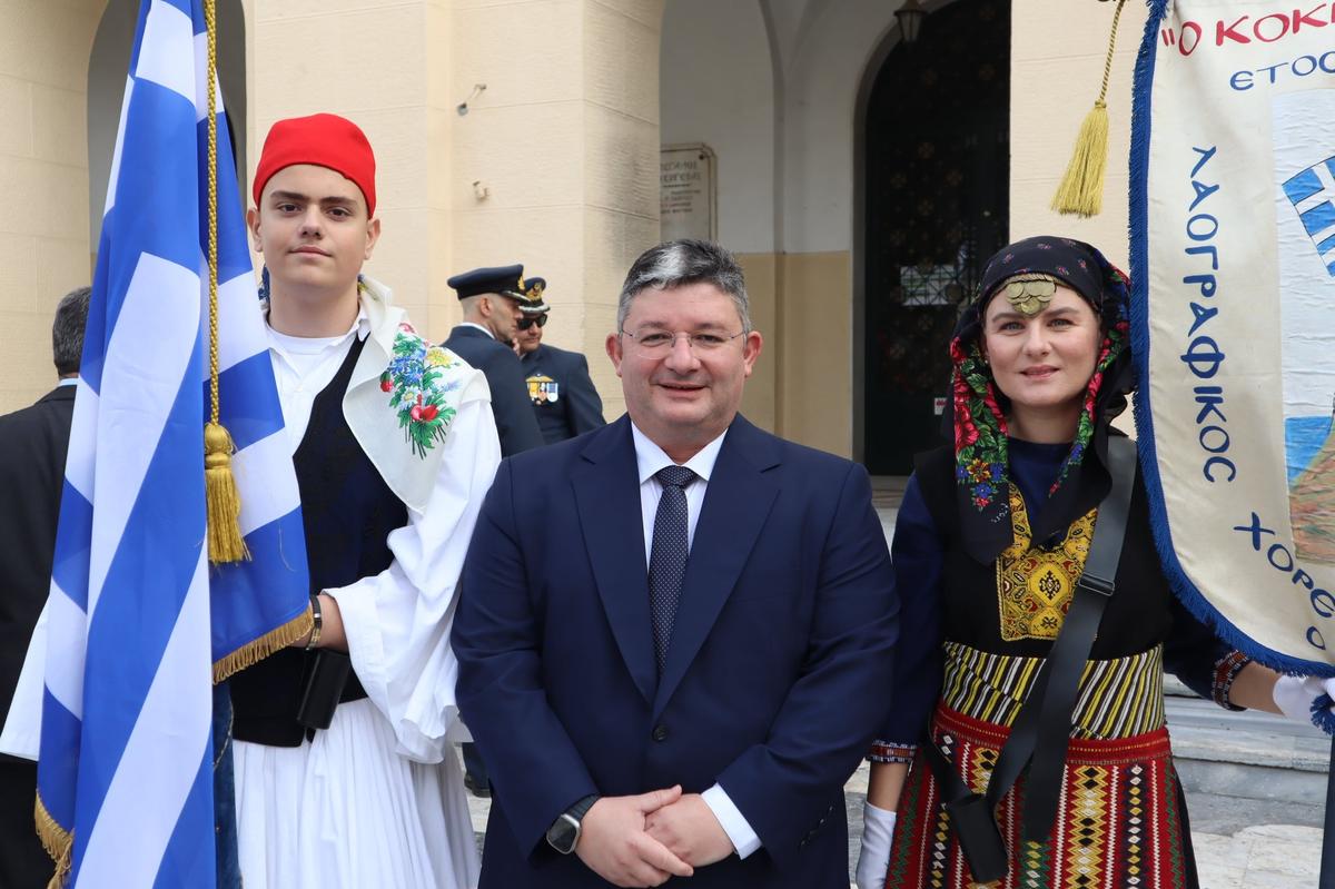 Με τη δέουσα επισημότητα τιμήθηκαν τα Εισόδια της Θεοτόκου και η Ημέρα των Ενόπλων Δυνάμεων από τον Δήμο Αχαρνών