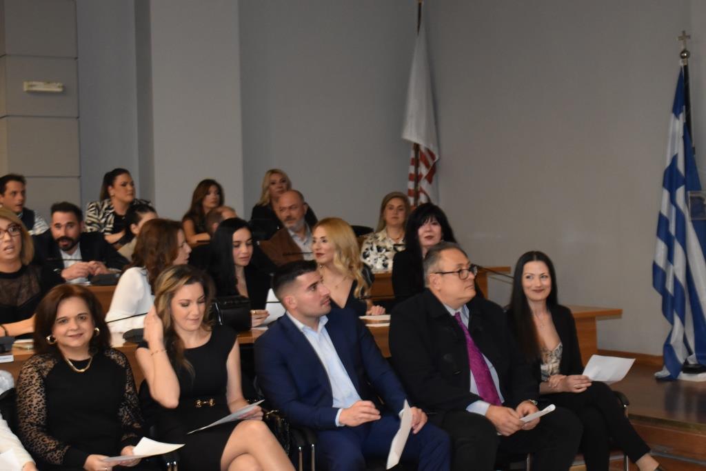Συγκίνηση για τους απόφοιτους και σπουδαίες ειδήσεις για το Δήμο Φυλής στην τελετή αποφοίτησης της 4ης σειράς των σπουδαστών του μεταπτυχιακού