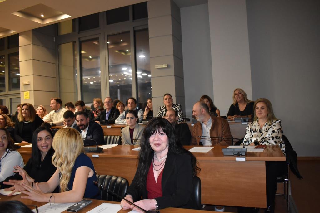 Συγκίνηση για τους απόφοιτους και σπουδαίες ειδήσεις για το Δήμο Φυλής στην τελετή αποφοίτησης της 4ης σειράς των σπουδαστών του μεταπτυχιακού