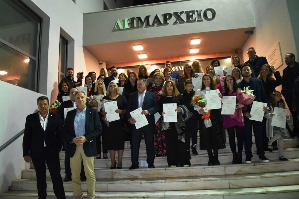 Συγκίνηση για τους απόφοιτους και σπουδαίες ειδήσεις για το Δήμο Φυλής στην τελετή αποφοίτησης της 4ης σειράς των σπουδαστών του μεταπτυχιακού