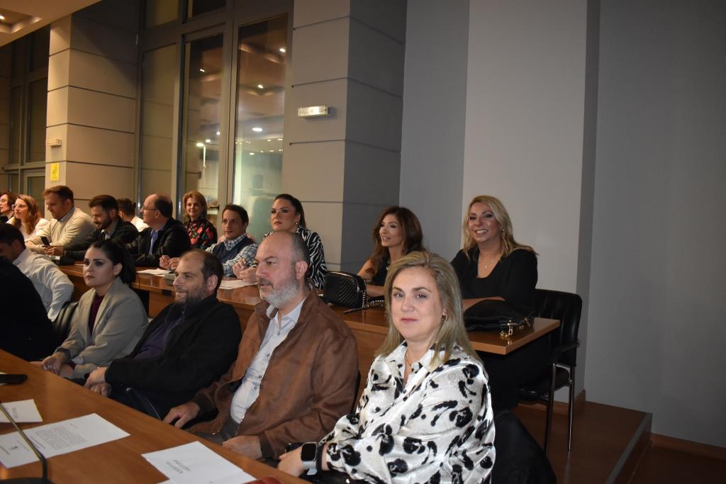 Συγκίνηση για τους απόφοιτους και σπουδαίες ειδήσεις για το Δήμο Φυλής στην τελετή αποφοίτησης της 4ης σειράς των σπουδαστών του μεταπτυχιακού