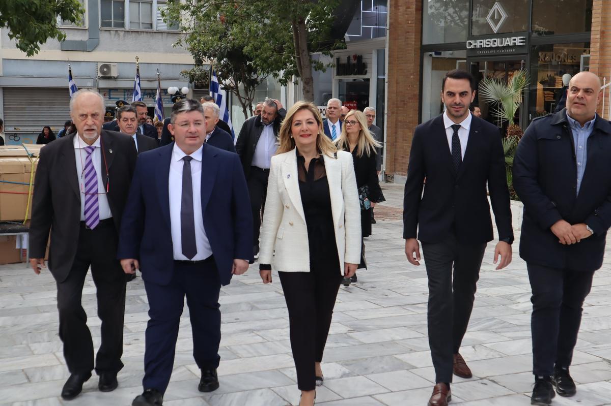 Με τη δέουσα επισημότητα τιμήθηκαν τα Εισόδια της Θεοτόκου και η Ημέρα των Ενόπλων Δυνάμεων από τον Δήμο Αχαρνών