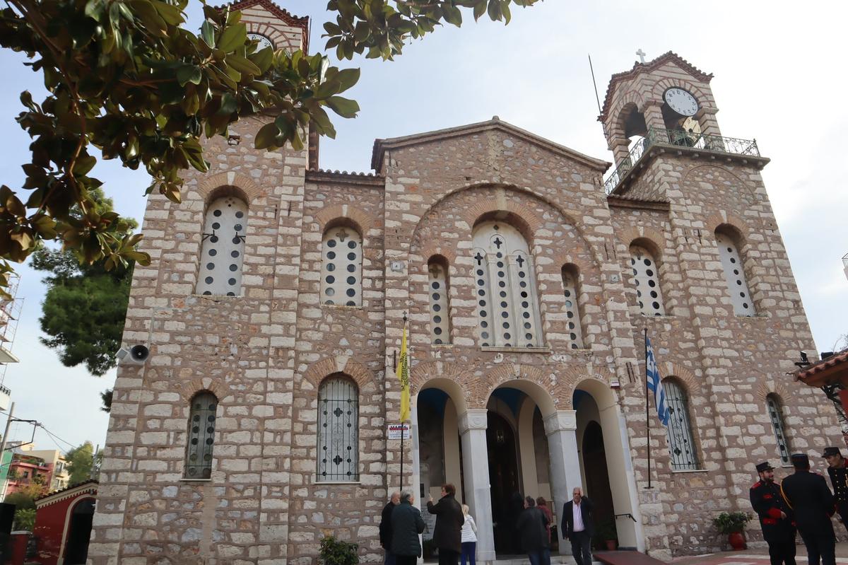 Με τη δέουσα επισημότητα τιμήθηκαν τα Εισόδια της Θεοτόκου και η Ημέρα των Ενόπλων Δυνάμεων από τον Δήμο Αχαρνών