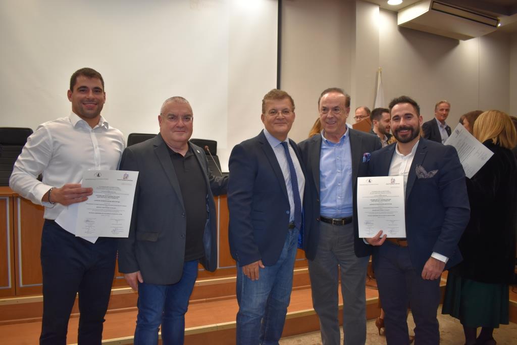 Συγκίνηση για τους απόφοιτους και σπουδαίες ειδήσεις για το Δήμο Φυλής στην τελετή αποφοίτησης της 4ης σειράς των σπουδαστών του μεταπτυχιακού