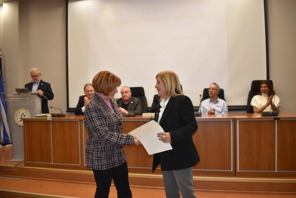 Συγκίνηση για τους απόφοιτους και σπουδαίες ειδήσεις για το Δήμο Φυλής στην τελετή αποφοίτησης της 4ης σειράς των σπουδαστών του μεταπτυχιακού