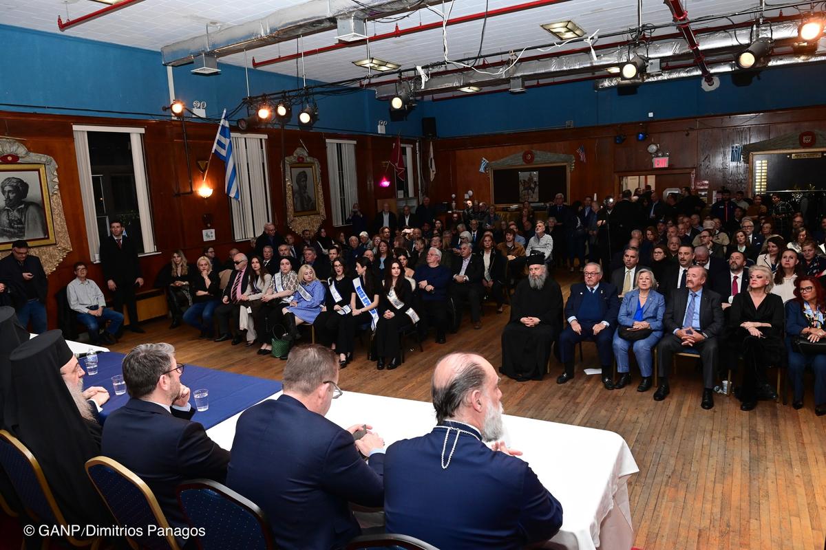 [ΠΔΕ] Ο Ν. Φαρμάκης στη Ν. Υόρκη: Επαφές με την ομογένεια και πρόσκληση για τον εορτασμό των 200 ετών από την Έξοδο του Μεσολογγίου, το 2026