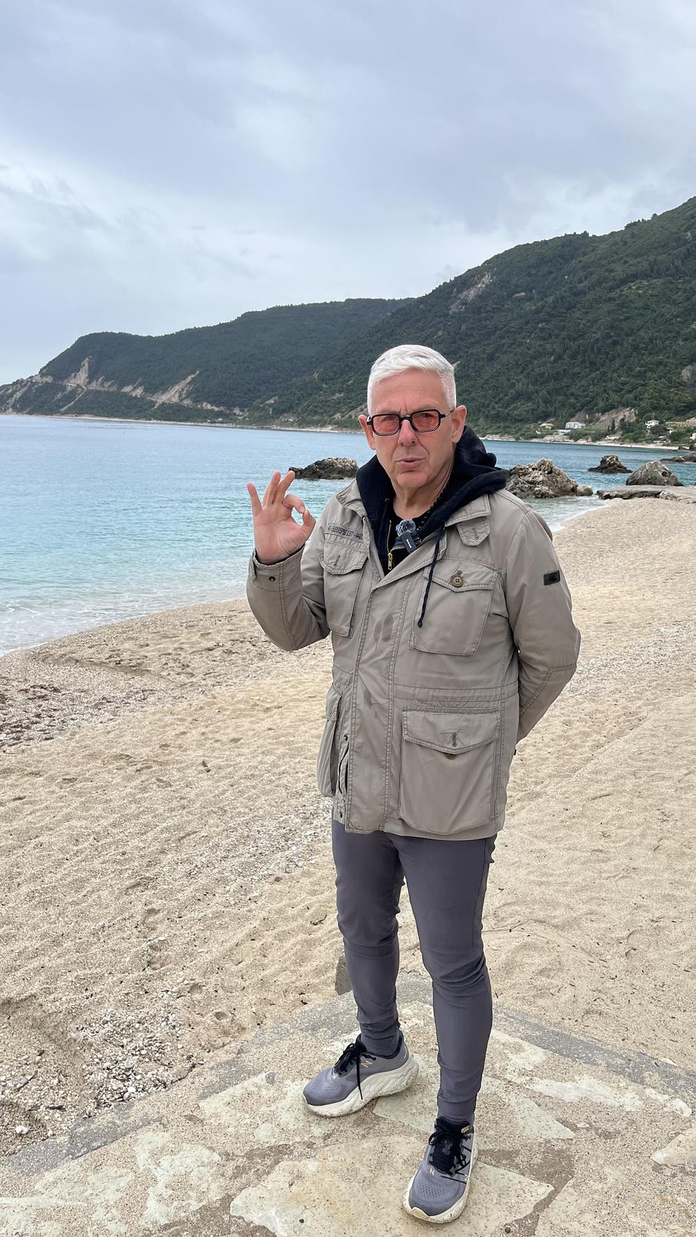 Ο Τάσος Δούσης και οι «ΕΙΚΟΝΕΣ» εξερευνούν τα γραφικά χωριά της Λευκάδας