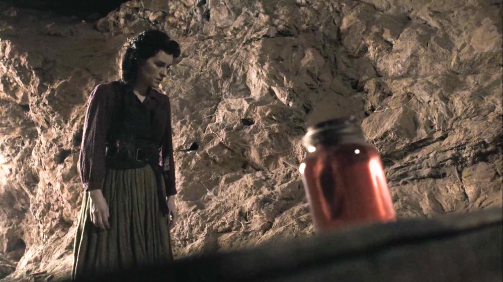 Πρόσθετη φωτογραφία από τη Μάγισσα - Φλεγόμενη Καρδιά