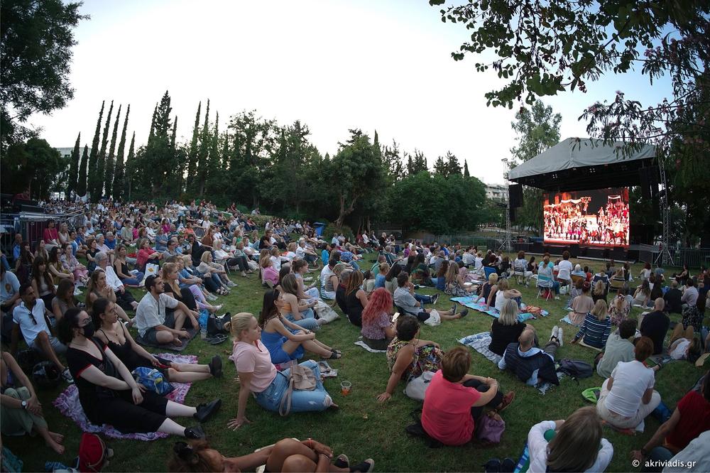 Παράσταση όπερας στον Κήπο του Μεγάρου