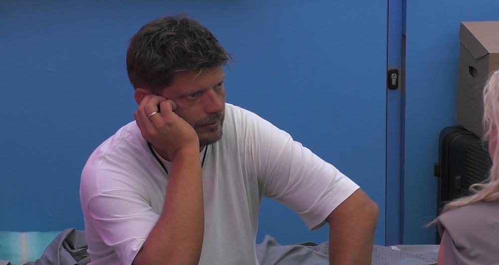 Ο Γιώργος και ο πατέρας του Λάζαρος σε συζήτηση στο Big Brother