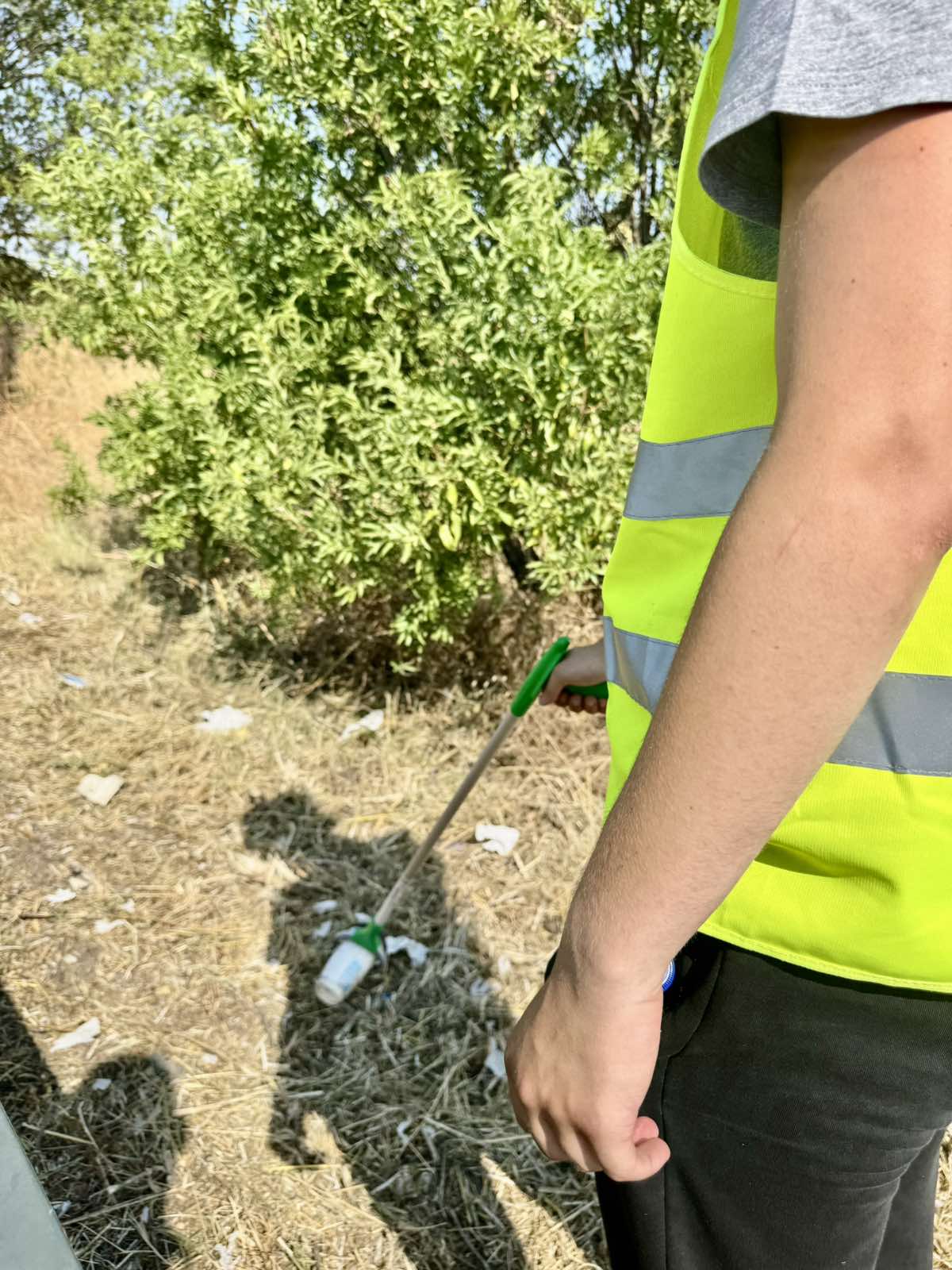 - Καθαρισμός/Συλλογή απορριμμάτων κατά μήκος εθνικού-επαρχιακού οδικού δικτύου