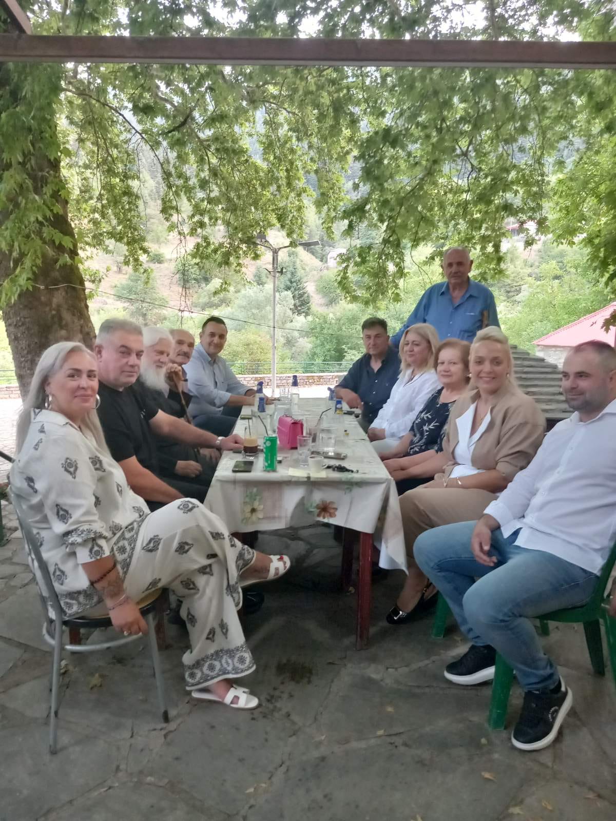 Προώθ.: ΓΡΑΦΕΙΟ ΤΥΠΟΥ ΑΝΤ/ΡΧΗ ΧΡΥΣΑΣ ΝΤΙΝΤΗ -