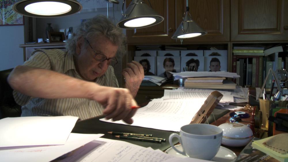 Περισσότερο φωτογραφικό υλικό από το αφιέρωμα στον Μίκη Θεοδωράκη στην Κέα