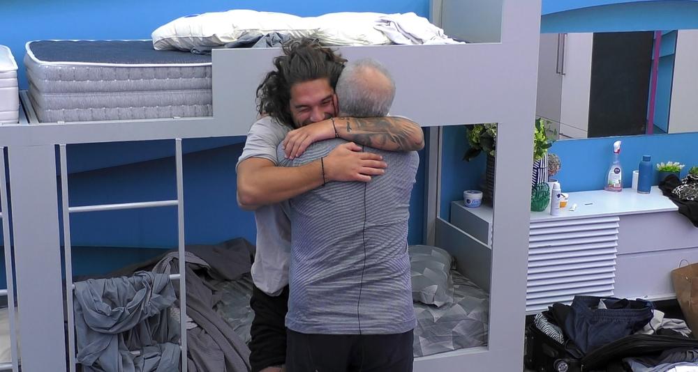 Στιγμιότυπο από το επεισόδιο του Big Brother με τους επισκέπτες