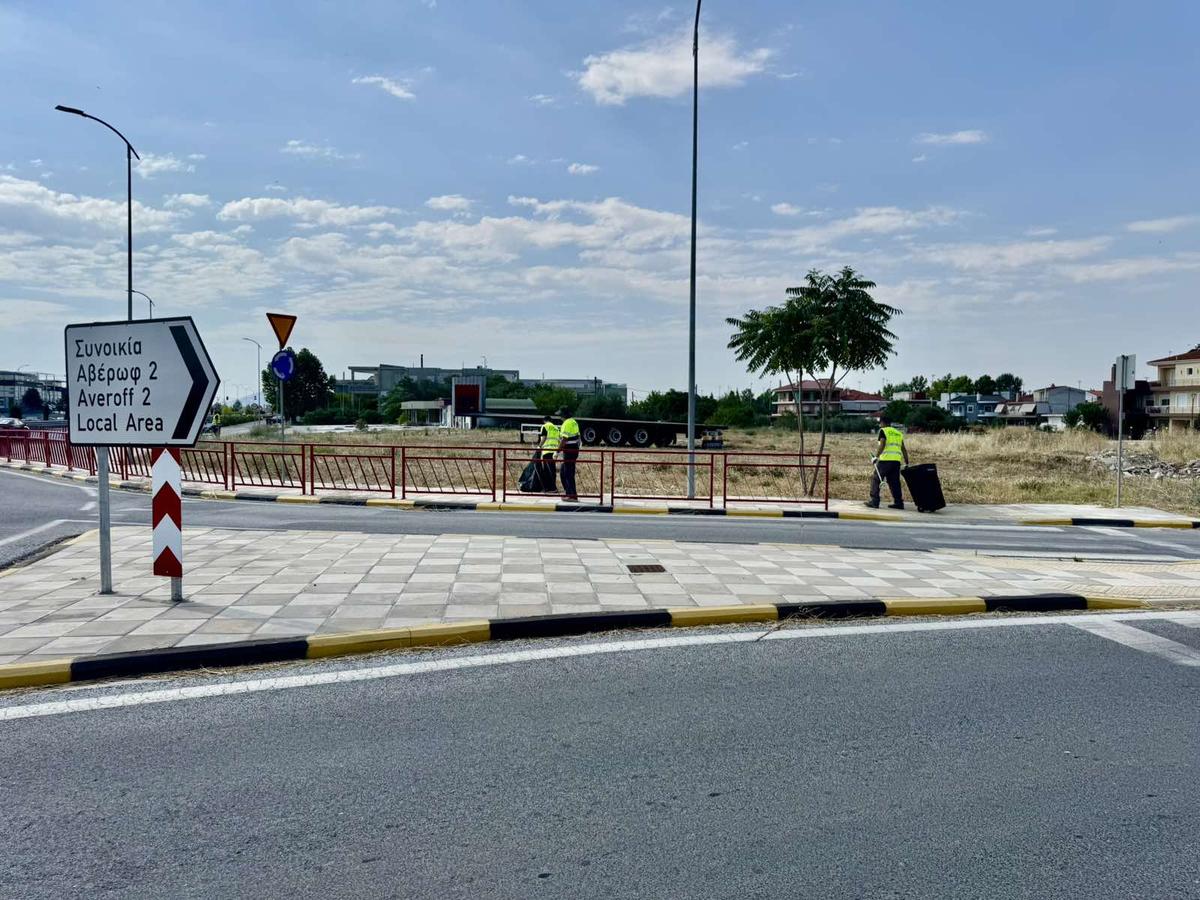 - Καθαρισμός/Συλλογή απορριμμάτων κατά μήκος εθνικού-επαρχιακού οδικού δικτύου