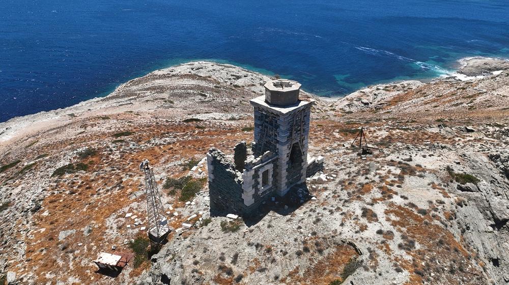 Happy Traveller: Εικόνες από τον Πάνορμο της Τήνου