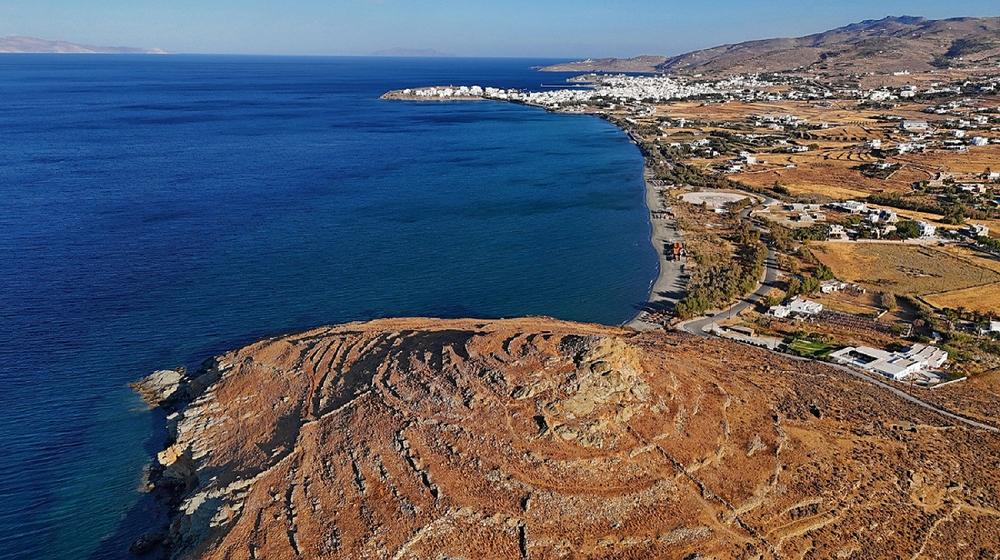 Πανοραμική θέα από το Εξώμβουργο Τήνου