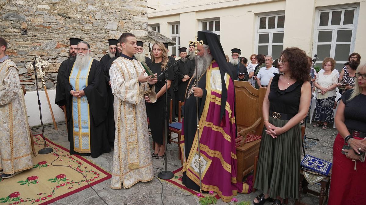 Τελετή επιστροφής της Ιεράς Μονής Πέτρας Ολύμπου στην Εκκλησία στην Κατερίνη