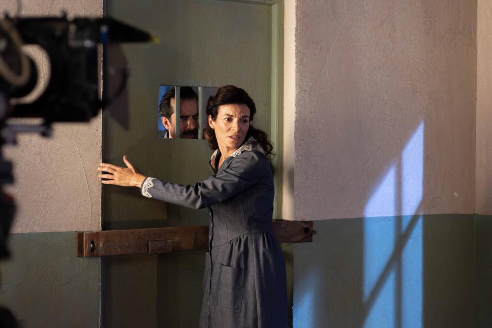Στιγμιότυπο από τα γυρίσματα του Β' Κύκλου της σειράς Grand Hotel.
