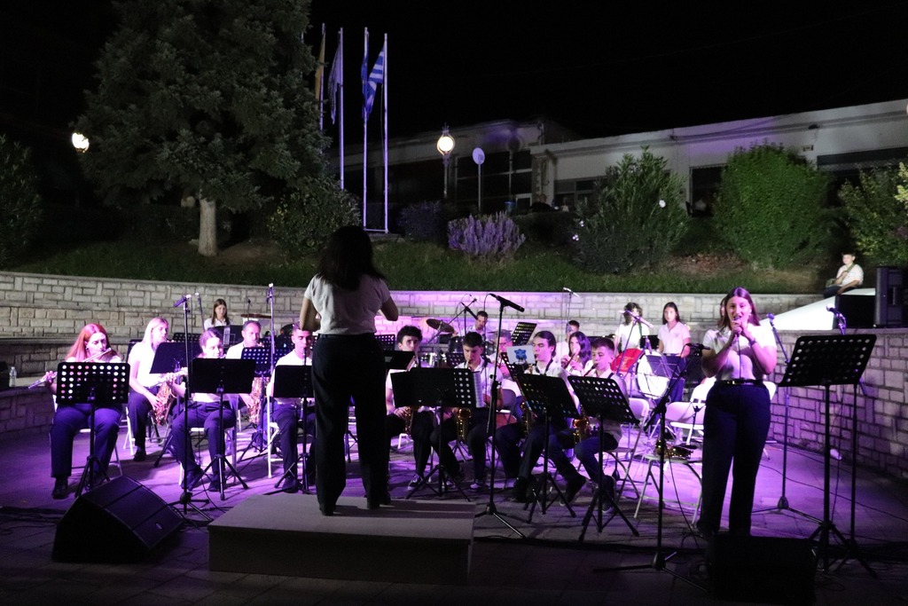 Κοινή εμφάνιση Δημοτικής Φιλαρμονικής Τρικάλων και Φιλαρμονικής Κόνιτσας στο φινάλε του φεστιβάλ