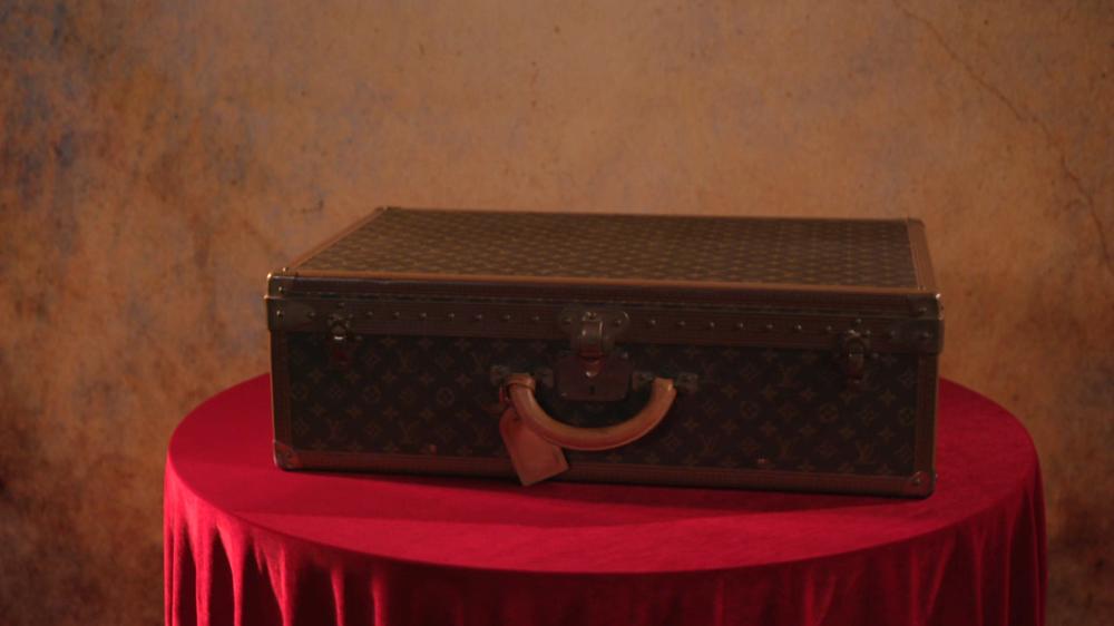 Στιγμιότυπα από την εκπομπή Cash or Trash