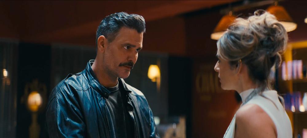 Στιγμιότυπο από τη σειρά «Γιατί Ρε Πατέρα;»