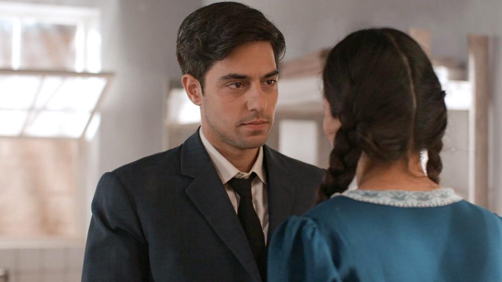 Φωτογραφία από την τηλεοπτική σειρά Grand Hotel.