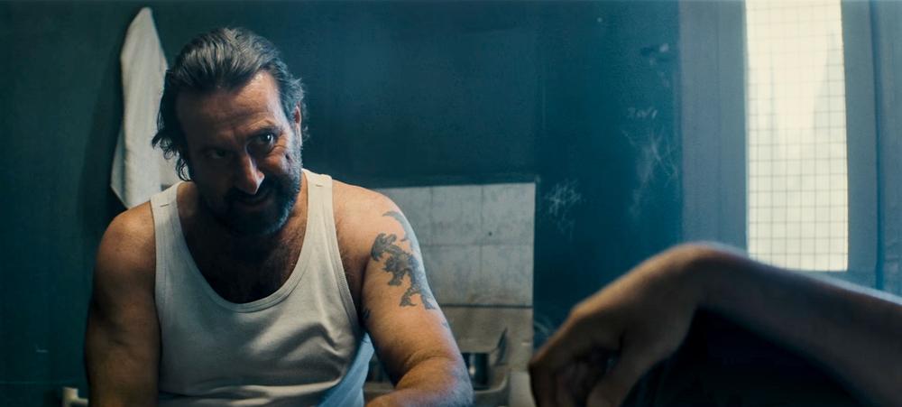 Στιγμιότυπο από τη σειρά «Γιατί Ρε Πατέρα;»