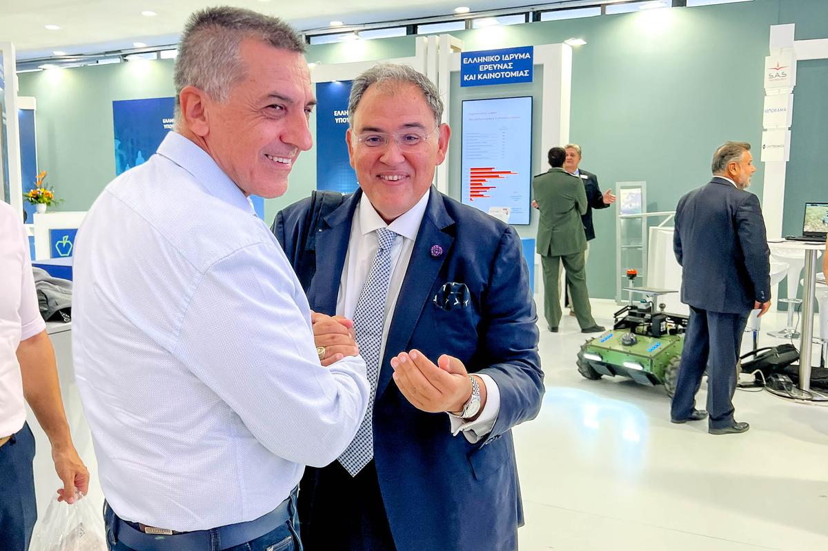 Προώθ.:  ΕΠΑΦΕΣ ΚΟΥΡΕΤΑ ΣΤΗ ΔΕΘ