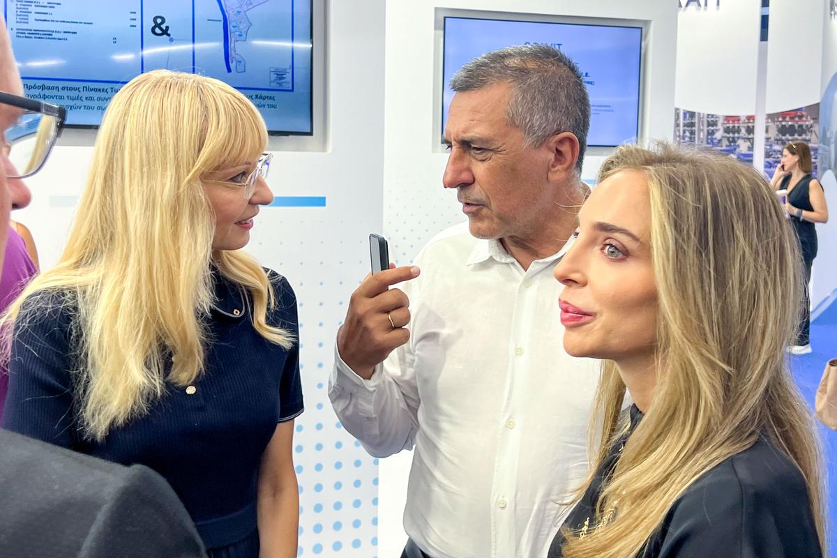 Προώθ.:  ΕΠΑΦΕΣ ΚΟΥΡΕΤΑ ΣΤΗ ΔΕΘ