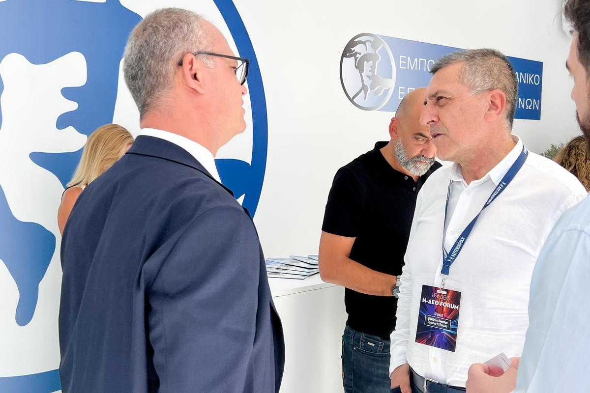 Προώθ.:  ΕΠΑΦΕΣ ΚΟΥΡΕΤΑ ΣΤΗ ΔΕΘ