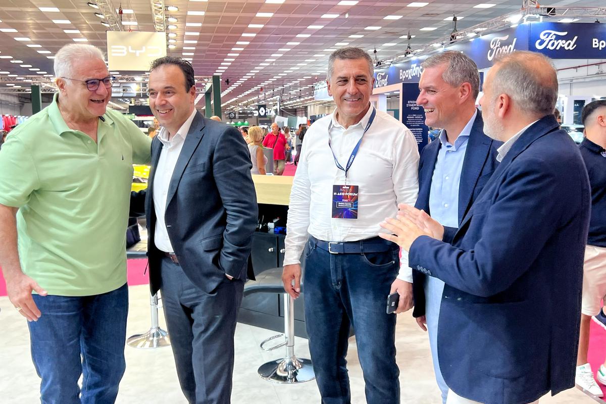 Προώθ.:  ΕΠΑΦΕΣ ΚΟΥΡΕΤΑ ΣΤΗ ΔΕΘ