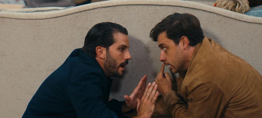 Στιγμιότυπο από τη σειρά «Γιατί Ρε Πατέρα;»