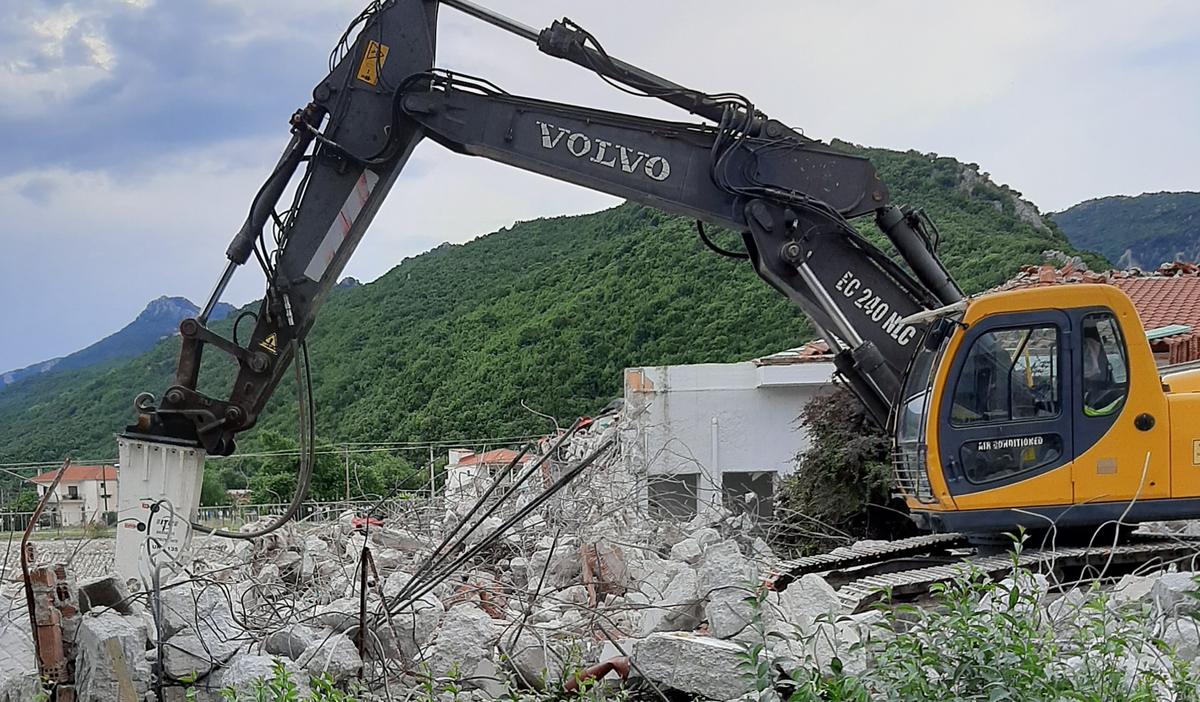 Καταστροφές από τις πλημμύρες στο Μουζάκι
