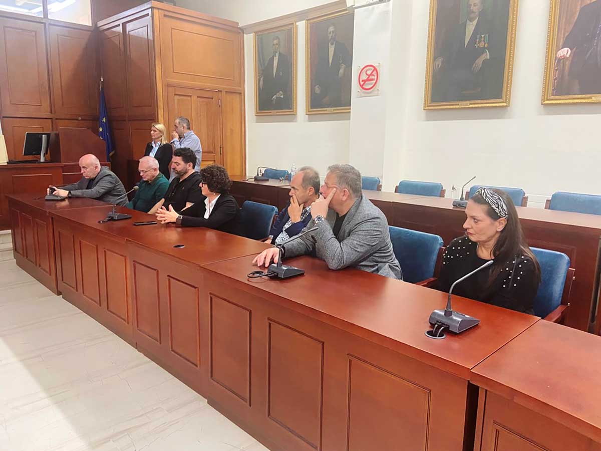 Αντιπροσωπεία από το Βερολίνο στο Δημαρχείο Τρικάλων για πολιτιστική συνεργασία