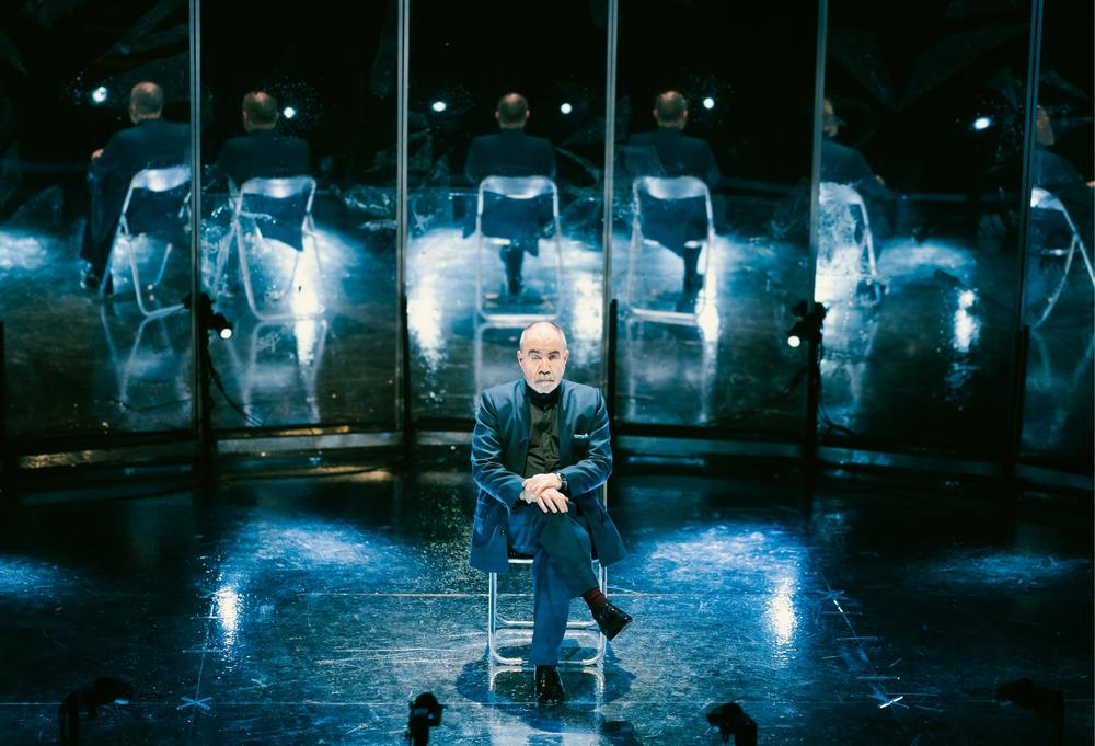 Στιγμιότυπο από την παράσταση Απόρρητο