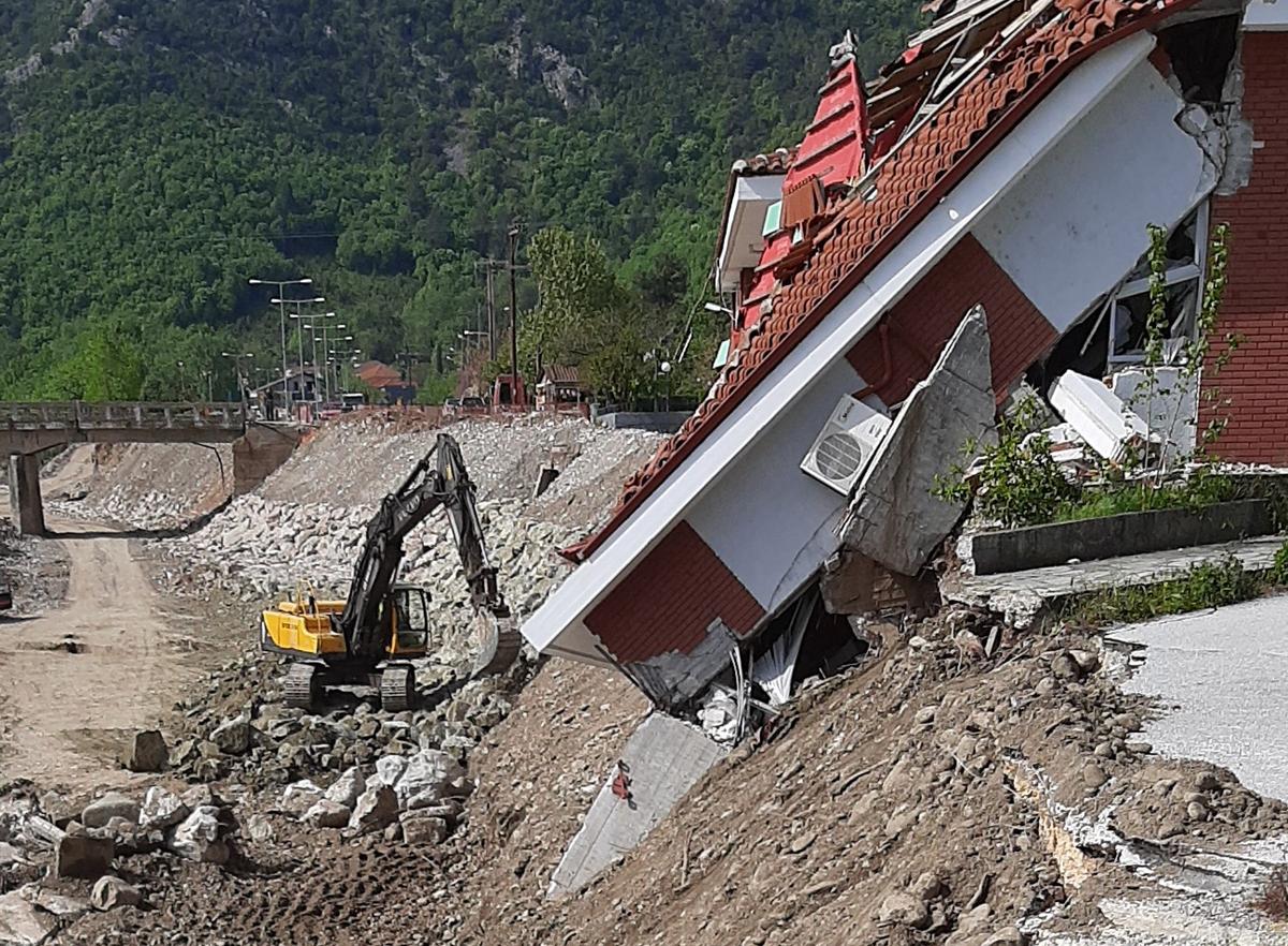 Καταστροφές από τις πλημμύρες στο Μουζάκι