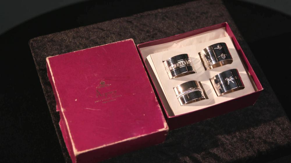 Νέοι και παλιοί αγοραστές στο Cash or Trash