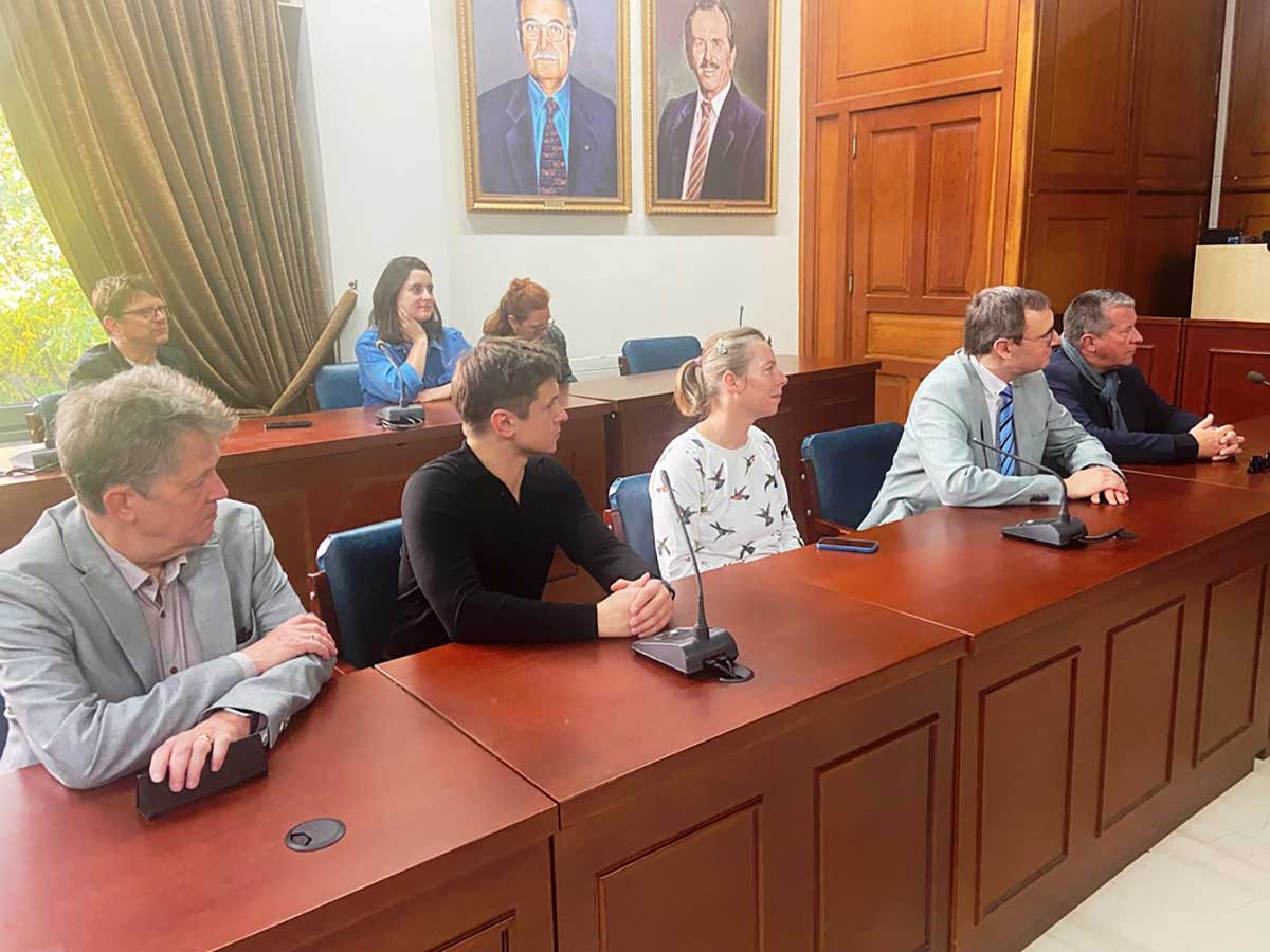 Αντιπροσωπεία από το Βερολίνο στο Δημαρχείο Τρικάλων για πολιτιστική συνεργασία