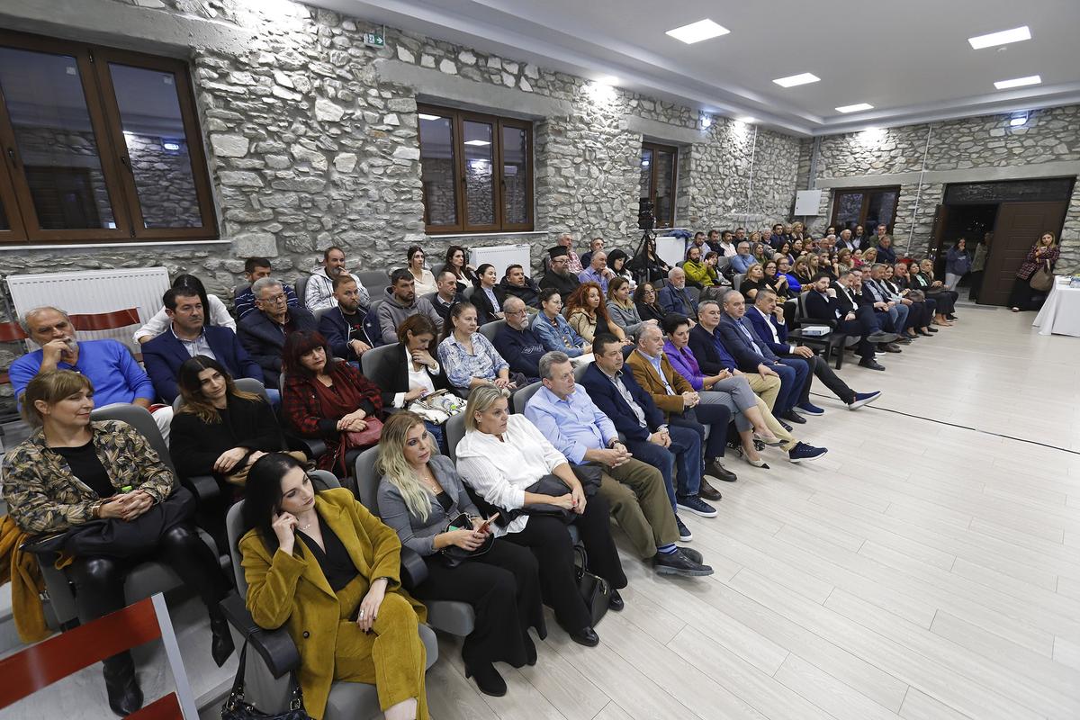 Προώθ.: ΚΑΦΕ ΕΠΙΣΤΗΜΗΣ