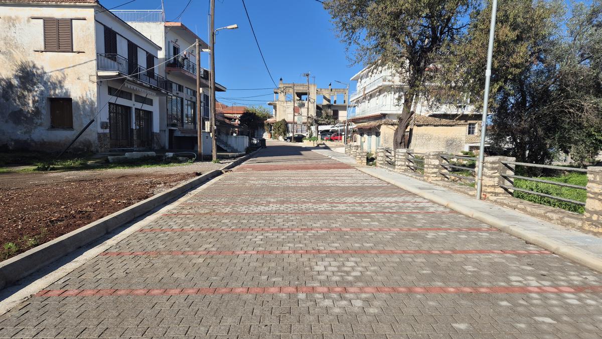 Ολοκληρώθηκε από τον Δήμο Αμφιλοχίας η πεζοδρόμηση κεντρικού δρόμου στην Τοπική Κοινότητα Σπάρτου