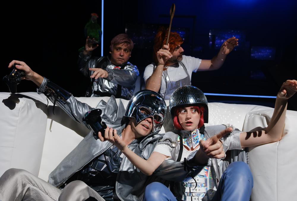 Φωτογραφία από την παράσταση «Ελίζα» στο Θέατρο Πόρτα