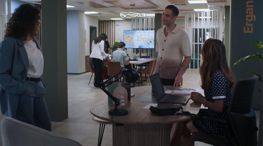 Στιγμιότυπο από τη σειρά «Μια νύχτα μόνο»