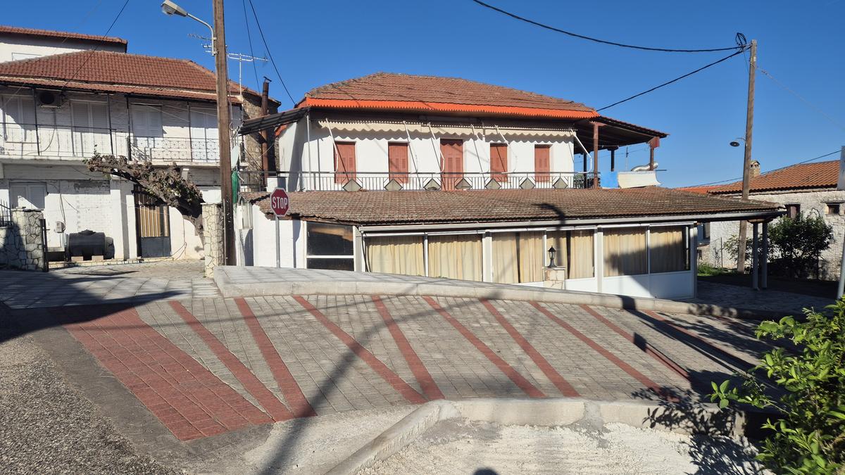 Ολοκληρώθηκε από τον Δήμο Αμφιλοχίας η πεζοδρόμηση κεντρικού δρόμου στην Τοπική Κοινότητα Σπάρτου