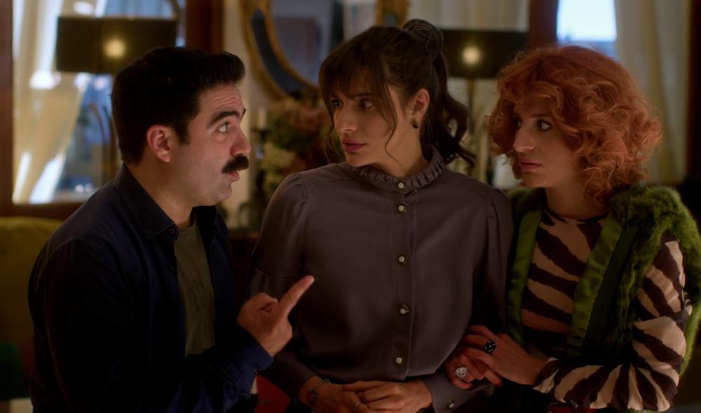 Σκηνή από το νέο επεισόδιο του HOTΕΛ ΕΛVIRA