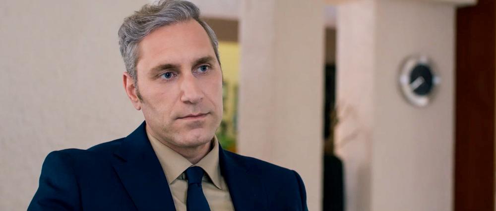 Σκηνή από τη σειρά Παιχνίδια Εκδίκησης