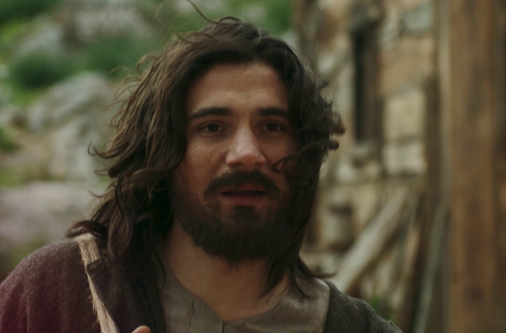 Οι πρωταγωνιστές της σειράς Οι Αθώοι σε δραματική σκηνή